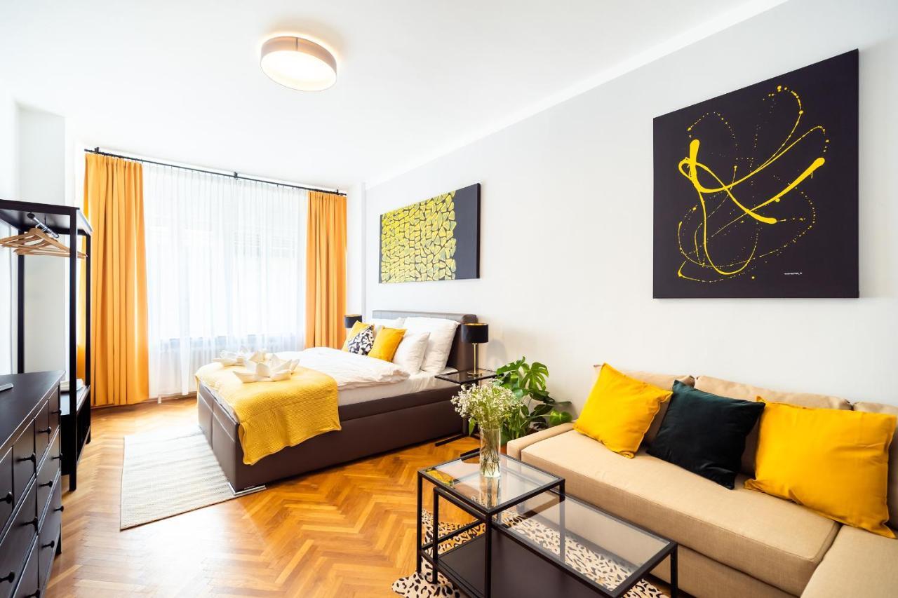 Michal&Michael'S Central Apartments Prague Exterior photo