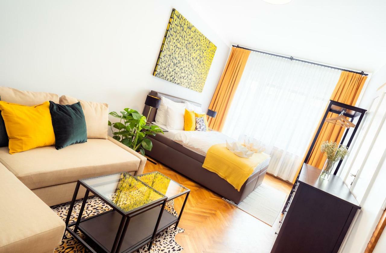 Michal&Michael'S Central Apartments Prague Exterior photo